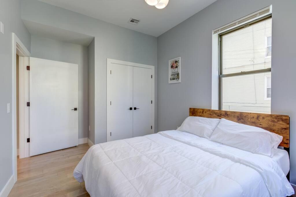 Luxury Designer Theme 2Br Apt Near Nyc / Thepath Lejlighed Newark Eksteriør billede